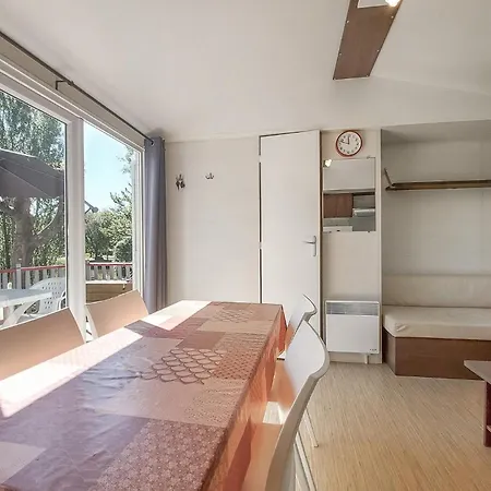 Mobil-home Piscine * Thiviers